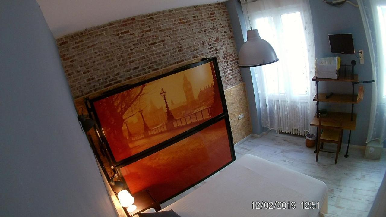 Hostal Hispalense Madrid Eksteriør bilde